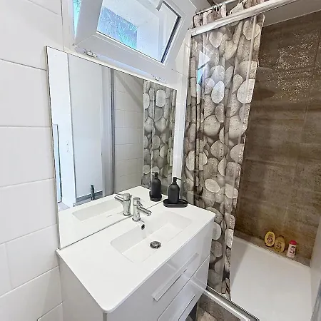 Sous Les Pins - Balcon Appartement *